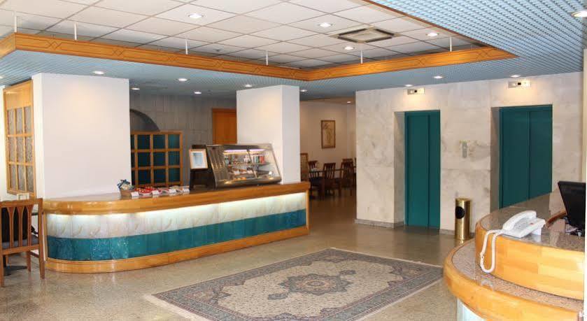 Oasis Hotel Kuwait City Exterior foto